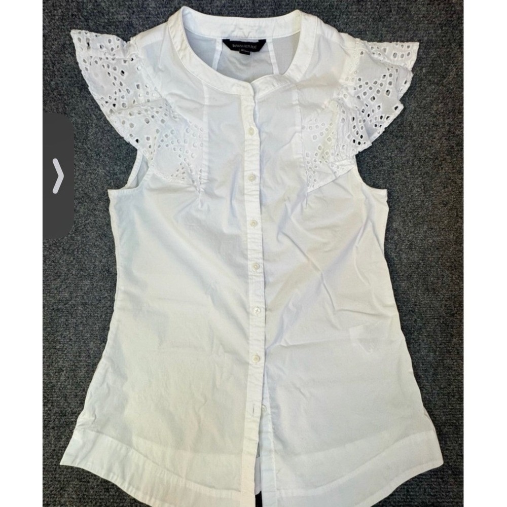 Banana‎ Republic Blouse White Eyelet Ruffle Sleeve Cottagecore Preppy 6